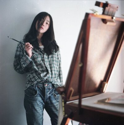 女人 画