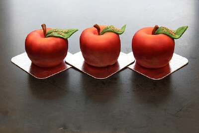 Apple Cakes