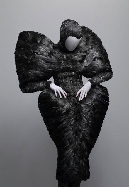 #RENPIN# MQ "Horn of Plenty" Savage Beauty" at the Met.