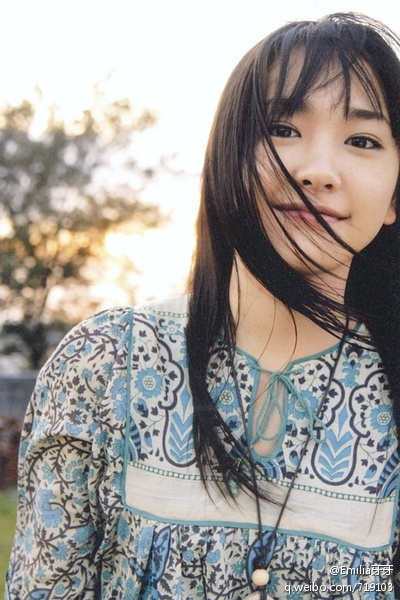 莞尔