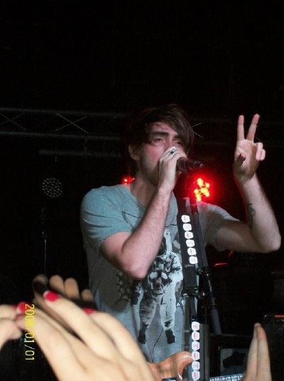  All Time Low~Alexander Gaskarth（有亲和力的主唱最有爱。。）