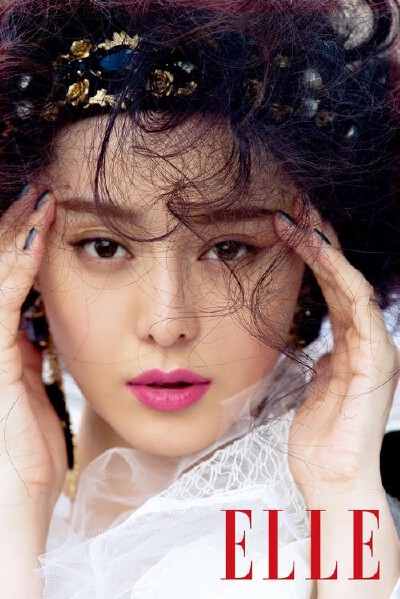 范冰冰9月下《ELLE》官网巴黎大片图来袭。。。