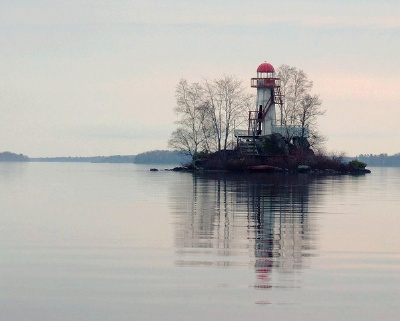 74. The Lost Lighthouse, North Bay, 安大略省, 加拿大。我喜欢这座灯塔的样子，我喜欢这座灯塔的名字。