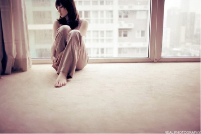 有多少人、多少份感情，并不是败给了距离，也不是输给了时间，只是缺乏了一份勇敢面对的勇气，错失了最佳的时机。感情与生活不同，在感情的世界里，我们可以拘谨，但不能太拘束，很多时候都需要你理直气壮地说出来，…