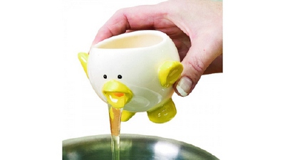 眼神无奈的蛋清蛋黄分离器
