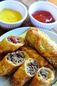 Cheeseburger Eggrolls