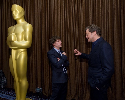 柯林·菲尔斯 Colin Firth 和杰西·艾森伯格 Jesse Eisenberg 气场很明显，哈哈哈