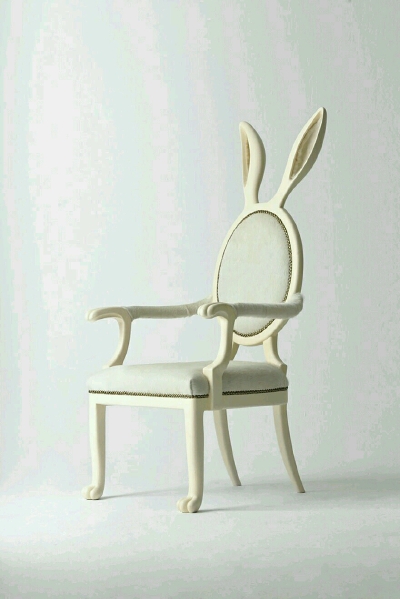 owl【家、具】 Hybrid Chairs，Designed by Merve Kahraman这把椅子让我想到《Alice in Wonderland》里面的兔子先生，设计师肯定是个童心满满的人，坐在这样的椅子上读一本格林童话，多有意境！