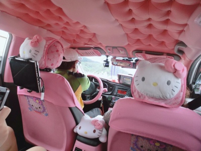 hello kitty的出租车