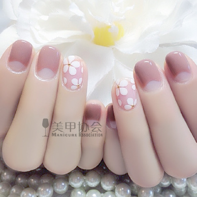 阿鑫，美甲宠儿