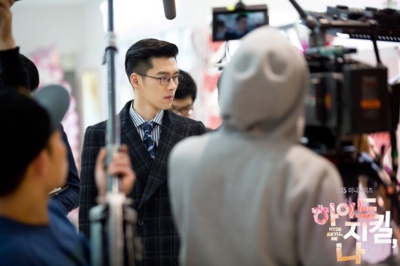 Hyun Bin 玄彬