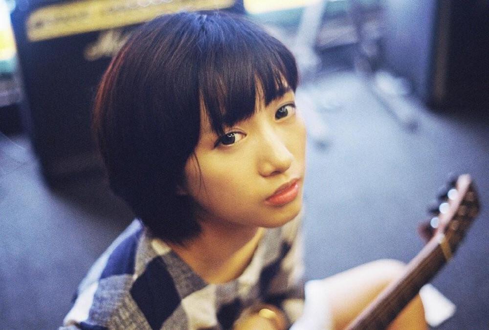 短发 中长发 女生