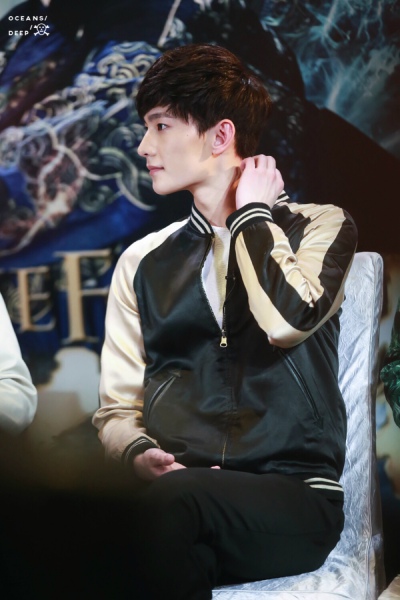 杨洋