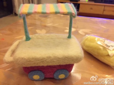羊毛毡甜品车