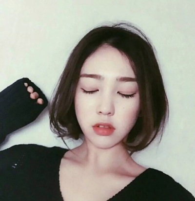 发型 短发 头像