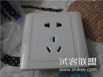 插座
