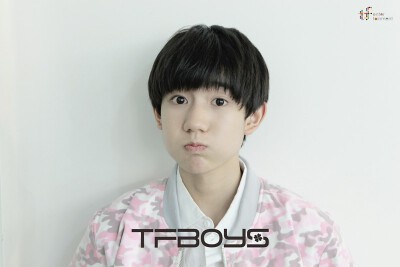 王源 tfboys 1108 cr:logo