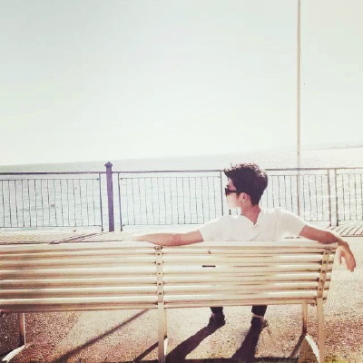 井柏然