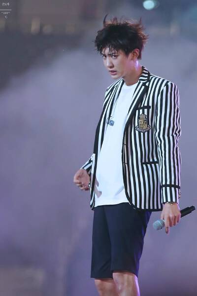 EXO 朴灿烈 我们鱼炸毛辣！可爱*^o^*