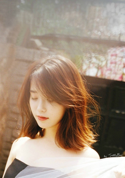 ❤ IU 李知恩