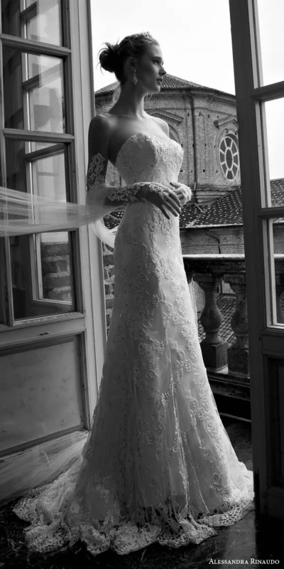 将华丽进行到底 服饰风尚 婚纱礼服 婚纱控 大拖尾婚纱 黑白照片