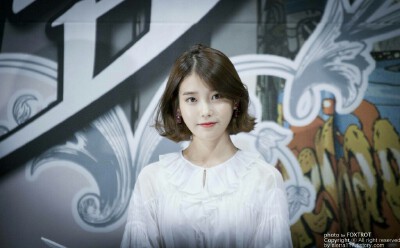 IU