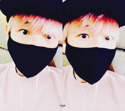 [EXO]#边伯贤# #BAEKHYUN# 151102 伯贤 everyshot updat CAP + GIF - 可爱的BAEKHㅕ니! 赶上幸福的伯贤时'ㅅ'了, 但是动图没有动iㅅi).. 动图快动动!! (cr.baekhyuntown,somday0408,bestluck921)