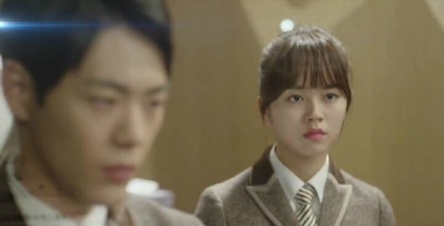 #Page Turner#。 #Jisoo# #金所炫# 第一版预告】金所炫、申在河钢琴很牛，Jisoo是一个跳高运动员！该剧共3集，《听见你的声音》《匹诺曹》编剧朴惠莲执笔。以梦想成为钢琴家的女主人公为中心，展现了10代高中生颇具…