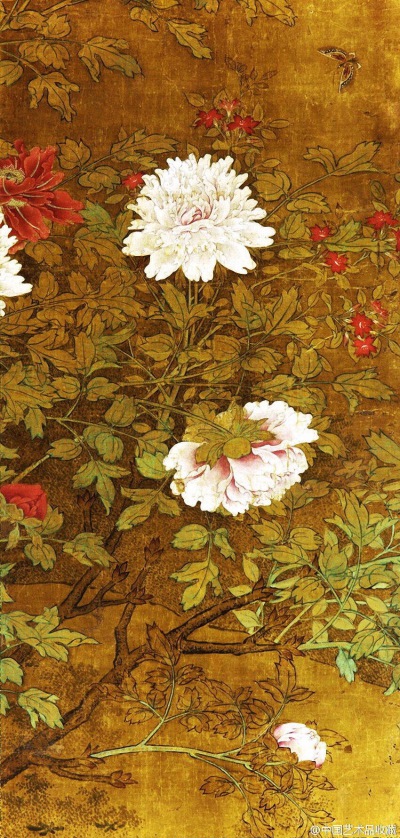 #工笔画#【 北宋 徐崇嗣 《牡丹蝴蝶图》 】绢本设色，126.5×60.5cm，弗利尔美术馆藏。 徐崇嗣，徐熙孙。擅画草虫、禽鱼、蔬果、花木及蚕茧等。其画初承家学，因不合当时图画院程式和风尚，遂改学黄筌、黄居寀父子。…