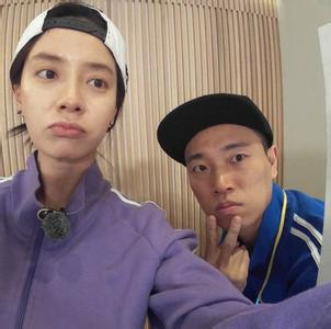 周一情侣（월요커플），韩国SBS电视台周日综艺节目《RUNNING MAN》中，成员Gary（姜熙健）和宋智孝组成的Love Line，因为节目在周一录制所以称为周一情侣。