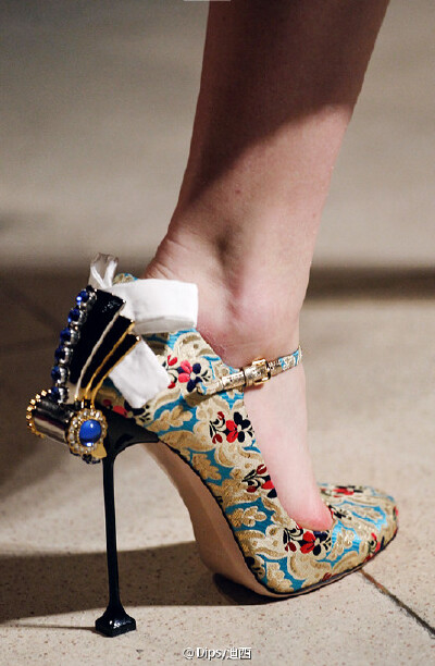 Miu Miu F/W 2016｜丝绒手袋钉子鞋～