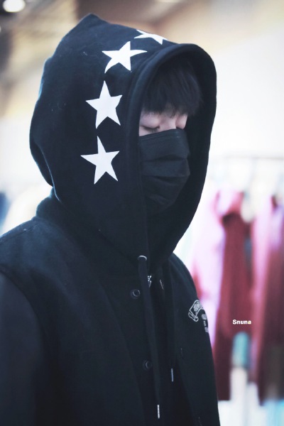 TFBOYS王源 160208 北京返重庆 cr：Snuna