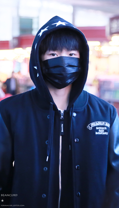 TFBOYS王源 160208 北京返重庆 cr：BeanCurd