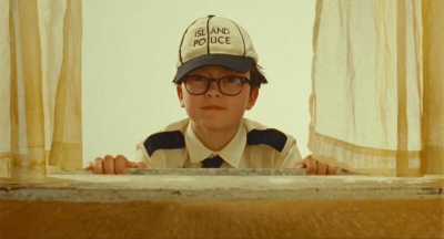 In the kingdom, childhood courage dies or thrives. 在月升王国里，童年的勇气若没死亡，一定会茁壮成长。 -Moonrise Kingdom 『月亮升起之王国』(2012)