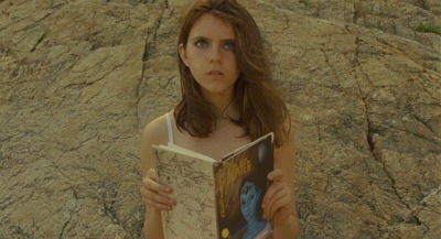 In the kingdom, childhood courage dies or thrives. 在月升王国里，童年的勇气若没死亡，一定会茁壮成长。 -Moonrise Kingdom 『月亮升起之王国』(2012)