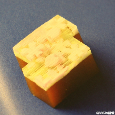 日本十大国宝级和果子匠人——梶山 浩司先生作品欣赏。梶山 浩司先生，现在东京制果学校任课同时，担任日本果子协会东合会副会长之职。