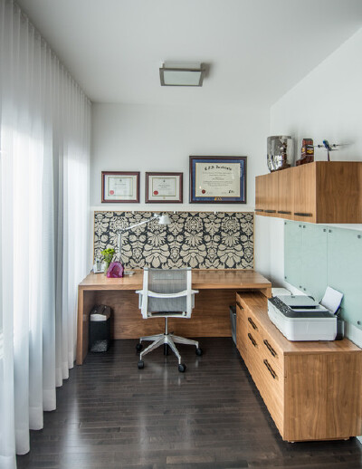 Marda Project contemporary-home-office