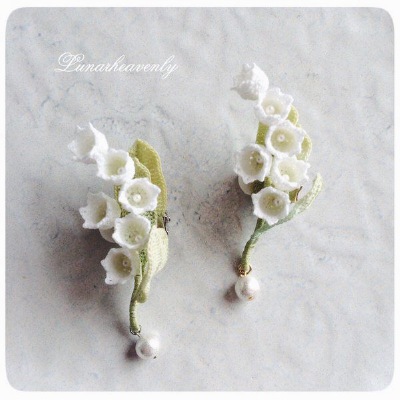 #赏味生活·Croceht# 分享一组日本手作大神Lunarheavenly设计制作的一系列蕾丝花朵钩针首饰，小巧、精致、唯美、典雅。#钩针作品欣赏#