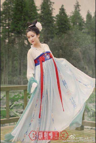 服装：清歌鸣玉-汉服/出镜：楚贝贝