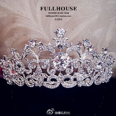 #新娘配饰#完整你的公主梦！这些bling bling 的皇冠简直不能更赞好吗？！