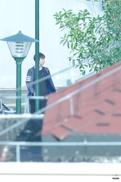 CR：logo