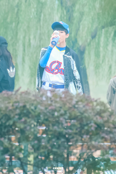 CR：logo