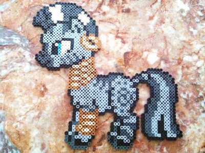 拼拼豆豆 作品 小马宝莉 -全家福+其他角色 my little pony
拼豆小站 专注分享 - 拼豆图纸 拼豆材料包 拼豆成品