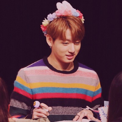 防弹少年团 BTS 방탄소년단 金南俊 Rap Monster 金硕珍 JIN 闵玧其 SUGA 郑号锡 J-HOPE 朴智旻 JIMIN 金泰亨 V 田柾国 JungKook ＃ 防弹少年团 壁纸 头像 表情包 平铺 相关图集搜集