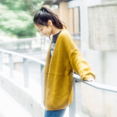 姜黄色毛衣