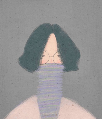 ；