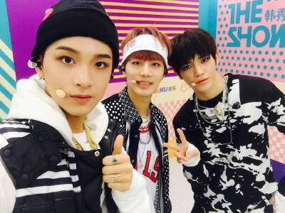 nct127 无限的我
后台自拍照
泰容 泰一 楷灿
