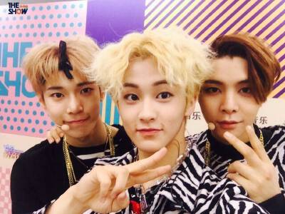 nct127 无限的我
后台自拍照
mark johnny 道英