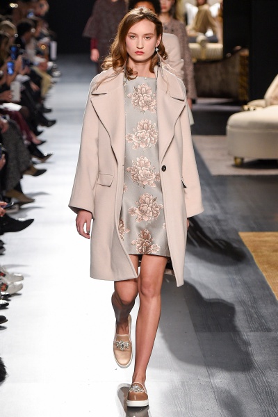 Badgley Mischka 巴吉利·米诗卡2017秋冬纽约时装周高级成衣发布