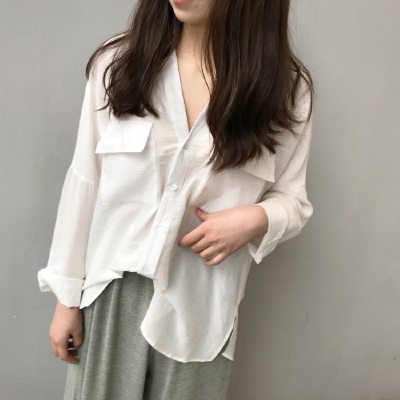 2017春季简洁BF慵懒风大V领口袋透视宽松女式大衬衣衬衫
